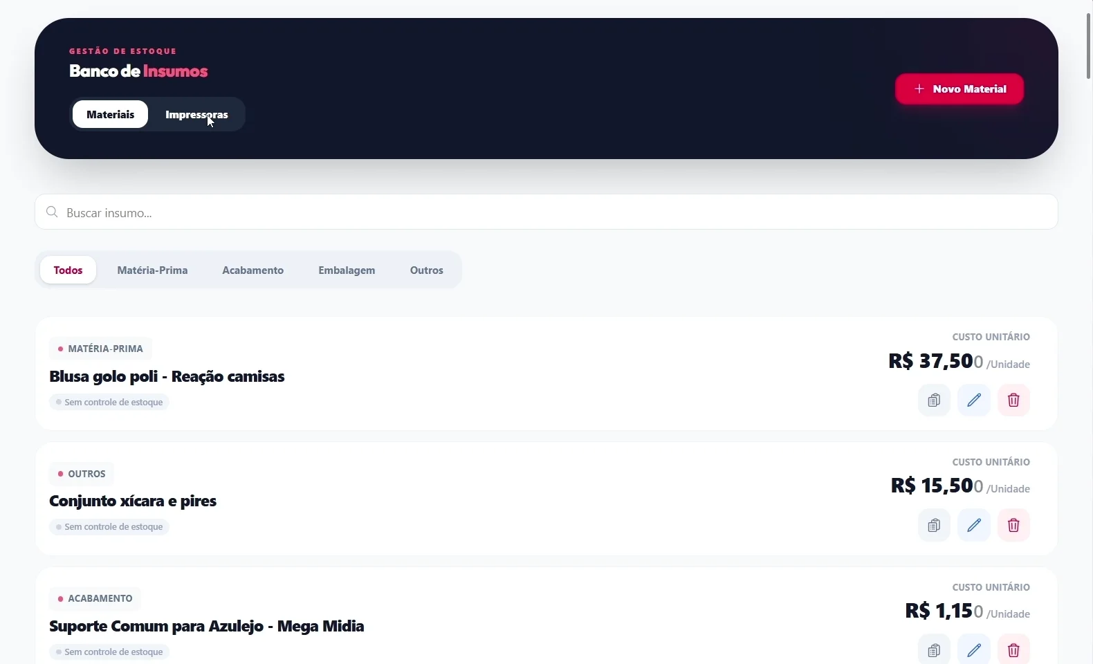 Tela de banco de insumos do Ateliê Mania com materiais, categorias e custo unitário